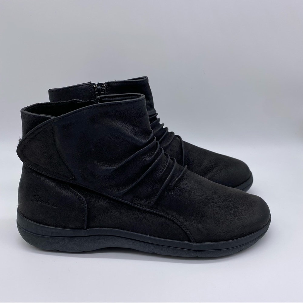 Skechers air-cooled memory foam women’s booties size 8.5